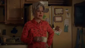 Wrangler Women's Long Sleeve Retro Southwestern Print Western Snap Shirt worn by Meemaw (Annie Potts) as seen in Young Sheldon (S06E18)