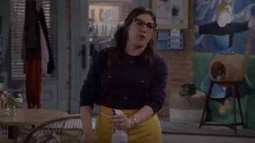 Rails Ramonia Sweat-shirt porté par Kat (Mayim Bialik) vu dans Call Me Kat (S03E21)