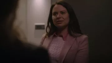 Veronica Beard Steele Jack­et worn by Rachel (Katie Lowes) as seen in Inventing Anna (S01E07)