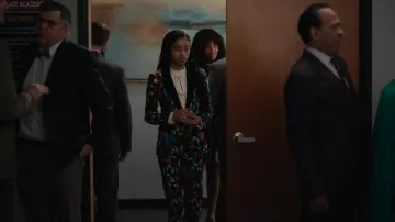 Alice + Olivia Teeny Butterfly Print Pants worn by Ashley Banks (Akira Akbar) as seen in Bel-Air (S02E10)