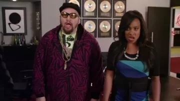 Emerald Combo Leticia Colorblocked Dress worn by Kelly Wainwright (Tanya Chisholm) in Big Time Rush (S04E02)