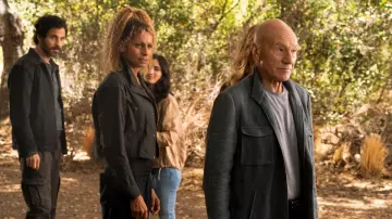 Crop Jacket worn by Raffi Musiker (Michelle Hurd) as seen in Star Trek Picards Season 3