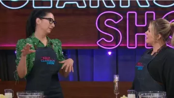 Veronica Beard Carmine Ruched Sleeve Blouse worn by Gesine Bullock-Prado as seen in The Kelly Clarkson Show on May 1, 2023