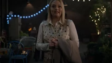 Max Mara Gin Top usado por Lexi (Lauren Ash) como se ve en Not Dead Yet (S01E13)