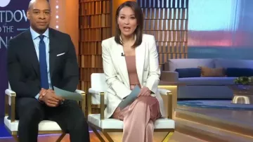 Alice + Olivia Hayes High-Waist Wide-Leg Cargo Pants worn by Eva Pilgrim as seen in Good Morning America on May 4, 2023