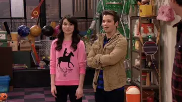 Wildfox Horse Sweater in Pink worn by Carly Shay (Miranda Cosgrove) in iCarly TV show (Season 6 Episode 3)