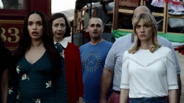 Sad Sun T-Shirt worn by Phil Tandy Miller (Will Forte) in The Last Man on Earth TV series (S04E18)