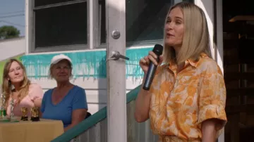 ZIMMERMANN Mae Camisa de algodón estampada usada por Susannah (Rachel Blanchard) como se ve en The Summer I Turned Pretty (S01E06)