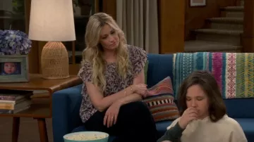 Etoile Isabel Marant Ilayona Blouse worn by Gemma Johnson (Beth Behrs) as seen in The Neighborhood (S05E20)