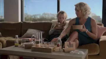 Versace La Medusa Chain Detail Shoulder Bag worn by Keeley Jones (Juno Temple) as seen in Ted Lasso (S03E09)