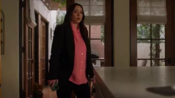 Rails Ellis Cotton Gauze Shirt worn by Maddie Kendall (Jennifer Love Hewitt) as seen in 9-1-1 (S06E17)