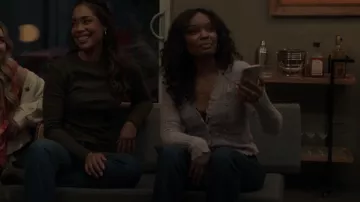 All Saints Vanessa Pointelle Cardigan portée par Grace Ryder (Sierra McClain) comme on le voit dans 9-1-1: Lone Star (S04E16)