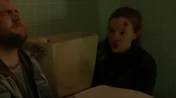 Chaqueta Patagonia Nano Puff® usada por Hailey Upton (Tracy Spiridakos) vista en Chicago P.D. (S10E20)