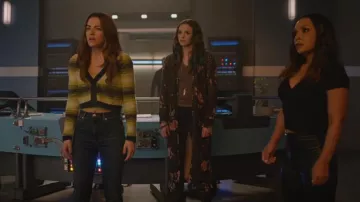 R13 Cardigan floral porté par Khione (Danielle Panabaker) vu dans The Flash (S09E11)