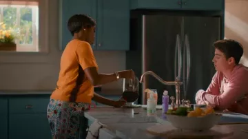 Alice + Olivia NYC Floral Slim Joggers worn by Helen Decatur (Heather Headley) as seen in Sweet Magnolias (S02E09)