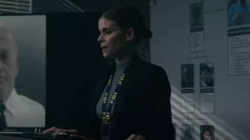 Theory Etiennette Blazer worn by Ashley Poet (Kate Mara) as seen in Class of '09 (S01E01)