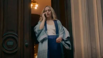 Joseph Black Foundations Clea Camisole usada por Regan (Jemima Kirke) como se ve en City on Fire (S01E01)