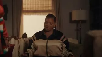 Saint Laurent Panelled Zip Up Bomber Jacket usada por Robyn McCall (Queen Latifah) como se ve en The Equalizer (S03E17)