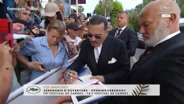 Las gafas de sol de aviador usadas por Johnny Depp en el Festival de Cannes 2023