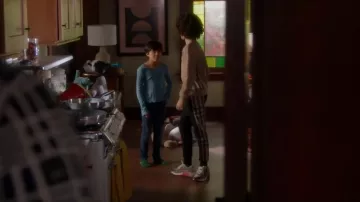 Nike Air Max 90 usadas por Denny (Declan Pratt) como se ve en 9-1-1 (S06E18)