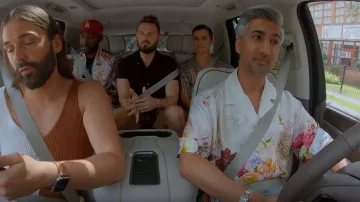 Camisa Zimmermann de satén de seda con estampado floral usada por Tan France como se ve en Queer Eye (S07E05)