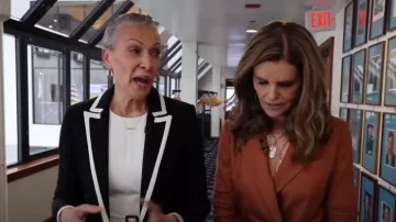 Alice + Olivia Breann Piped Fitted Blazer worn by Sharon Malone as seen in Today on May 17, 2023