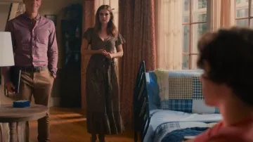 Doen Marfa Midi Robe portée par Maddie Townsend (JoAnna Garcia) vue dans Sweet Magnolias (S02E03)