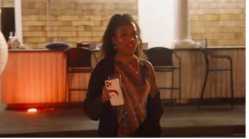 Missoni Zigzag Lamé Maxi vestido sin mangas usado por Gabby Prescod como se ve en Summer House (S07E14)