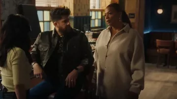 Indigofera Fargo Trucker Leather Jacket porté par Harry Keshegian (Adam Goldberg) comme on le voit dans The Equalizer (S03E18)