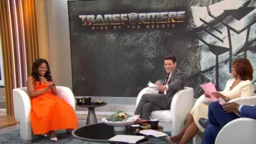Rebecca Vallance Carmelita Vestido usado por Dominique Fishback visto en CBS Mornings el 22 de mayo de 2023