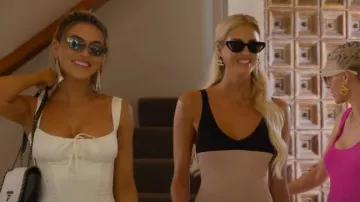 Gafas de sol Dior Sharp Cat Eye Crystal Detail usadas por Chrishell Stause como se ve en Selling Sunset (S06E08)