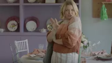 Sac de transport Madewell porté par Tricia Miller (Mary Catherine Garrison) comme on le voit dans Somebody Somewhere (S02E05)