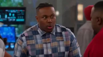 Scotch & Soda Plaid Cotton Flannel Button Up Shirt worn by Marty Butler (Marcel Spears) as seen in The Neighborhood (S05E22)