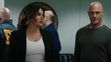 Citizens of Humanity Lima Scoop Top worn by Detective Olivia Benson (Mariska Hargitay) as seen in Law & Order: Special Victims Unit (S24E22)