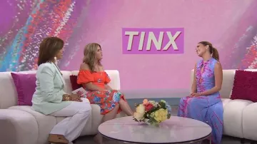Altuzarra Kaya Robe en soie teinte à la cravate portée par Tinx comme on le voit dans Aujourd’hui le 23 mai 2023