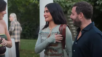 Y Project Denim Vestido usado por Kylie Jenner como se ve en The Kardashians (S03E01)