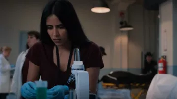 James Perse Binding T-Shirt worn by Saanvi Bahl (Parveen Kaur) as seen in Manifest (S04E13)