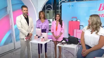 Cinq a Sept Cherryl Fringe Shorts in Pink Lemonade usado por Ami Desai como se ve en Today with Hoda & Jenna el 1 de junio de 2023