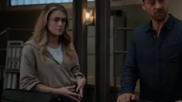 Cuyana Fleece Cropped Zip Hoodie in Stone worn by Michaela Stone (Melissa Roxburgh) as seen in Manifest (S04E15)