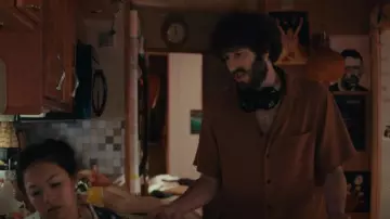 Banks Journal Btighton Short Sleeve Tee worn by Dave (Lil Dicky) as seen in DAVE (S03E06)