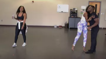 Dolce & gabbana Floral Print Stirrup Leggings usados por Kenya Moore como se ve en The Real Housewives of Atlanta (S15E04)
