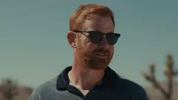 Ray-Ban Club­mas­ter Alu­mini­um Sun­glass­es worn by Mike (Andrew Santino) as seen in DAVE (S03E06)