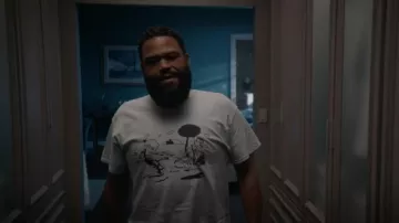 Krazy Kat Jules Tee worn by Andre 'Dre' Johnson (Anthony Anderson) as seen in black-ish (S08E07)