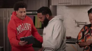 Keiser Clark Mojave Sweat à capuche porté par Andre Johnson, Jr. (Marcus Scribner) vu en noirâtre (S08E04)