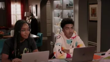 Day Dreamer TLC No Scrubs Weekend Tee worn by Diane Johnson (Marsai Martin) as seen in black-ish (S08E09)