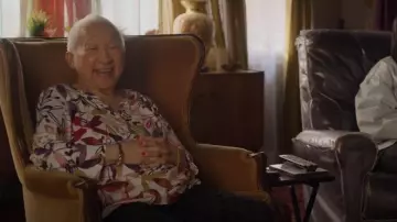 Karen Scott Gestural Floral Print 3/4 Sleeve Henley Top worn by Grandma (Lori Tan Chinn) as seen in Awkwafina is Nora From Queens (S03E06)
