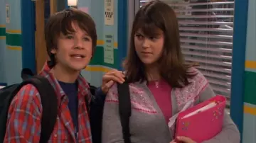 Arizona Grey, Pink & White Cardigan worn by Jennifer Ann 'Moze' Mosely (Lindsey Shaw) in Ned's Declassified School Survival Guide (S02E01)