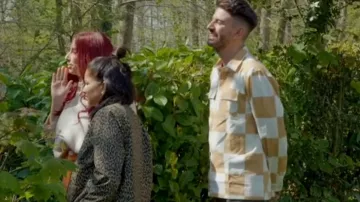 Survêtement sergé imprimé Boohoo porté par Iwan Carrington comme on le voit dans Sort Your Life Out with Stacey Solomon (S02E03)