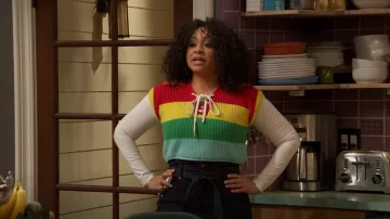 Le Superbe Spectrum Crop Sweater worn by Raven Baxter (Raven-Symoné) as seen in Raven's Home (S06E05)