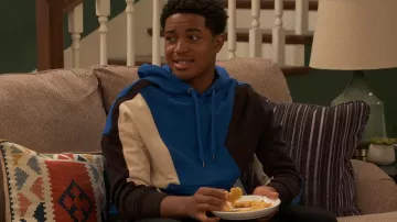 Neil Barrett Asym­met­ric Colour Block Hood­ie worn by Booker Baxter (Issac Ryan Brown) as seen in Raven's Home (S06E06)